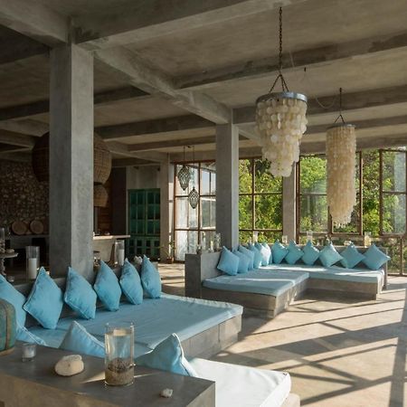 Villa V Uluwatu エクステリア 写真
