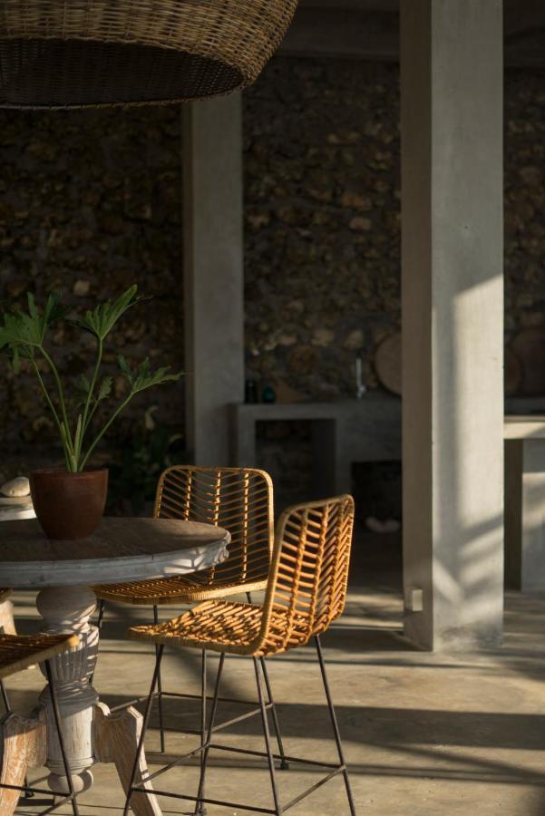Villa V Uluwatu エクステリア 写真