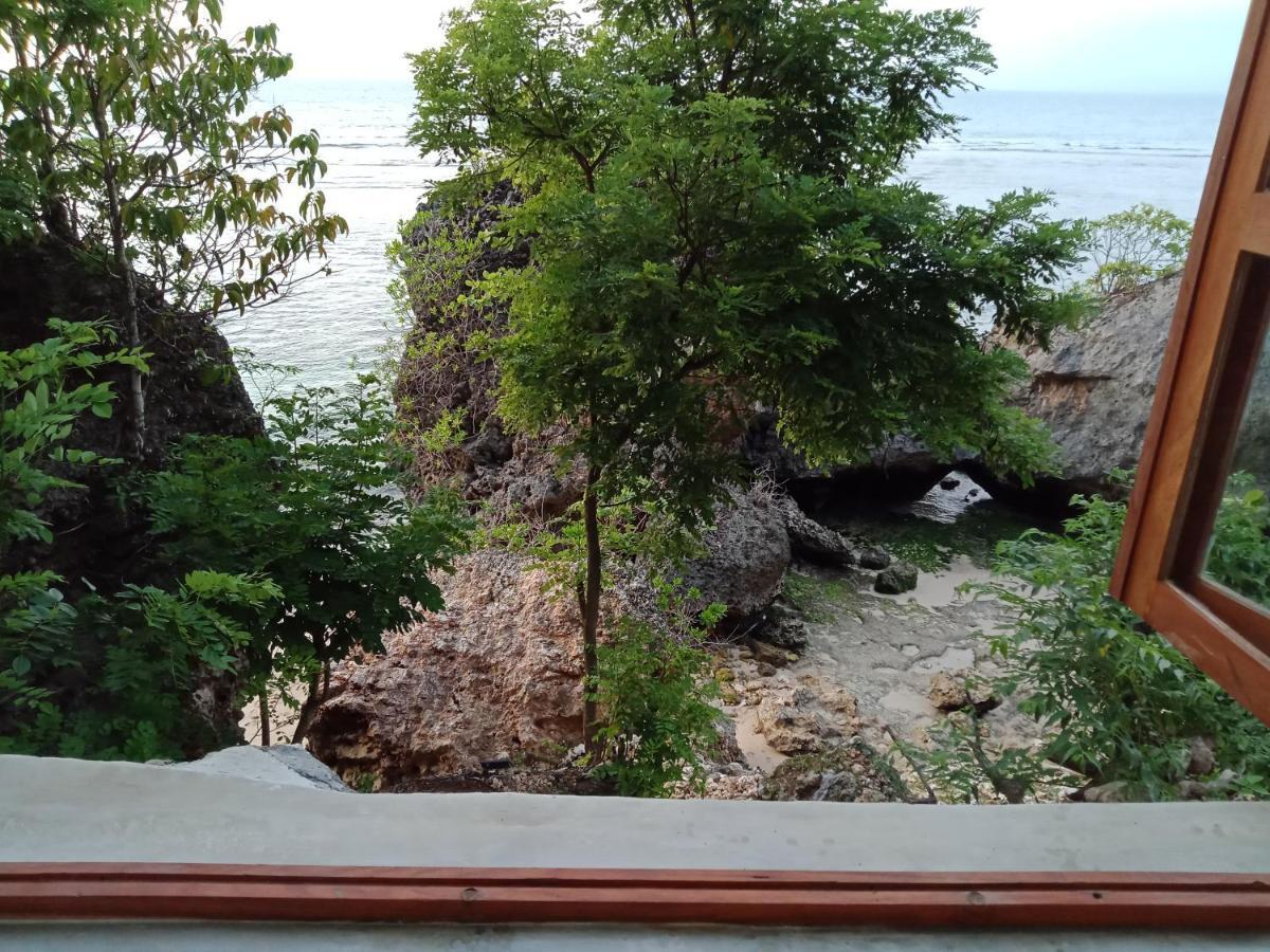 Villa V Uluwatu エクステリア 写真