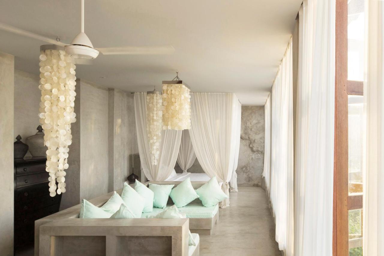 Villa V Uluwatu エクステリア 写真
