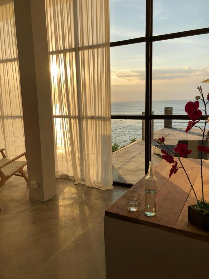 Villa V Uluwatu エクステリア 写真
